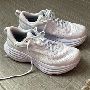 Hoka Bondi 8